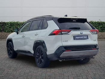 Used Toyota RAV4 2022 for sale - 77013589: Photo