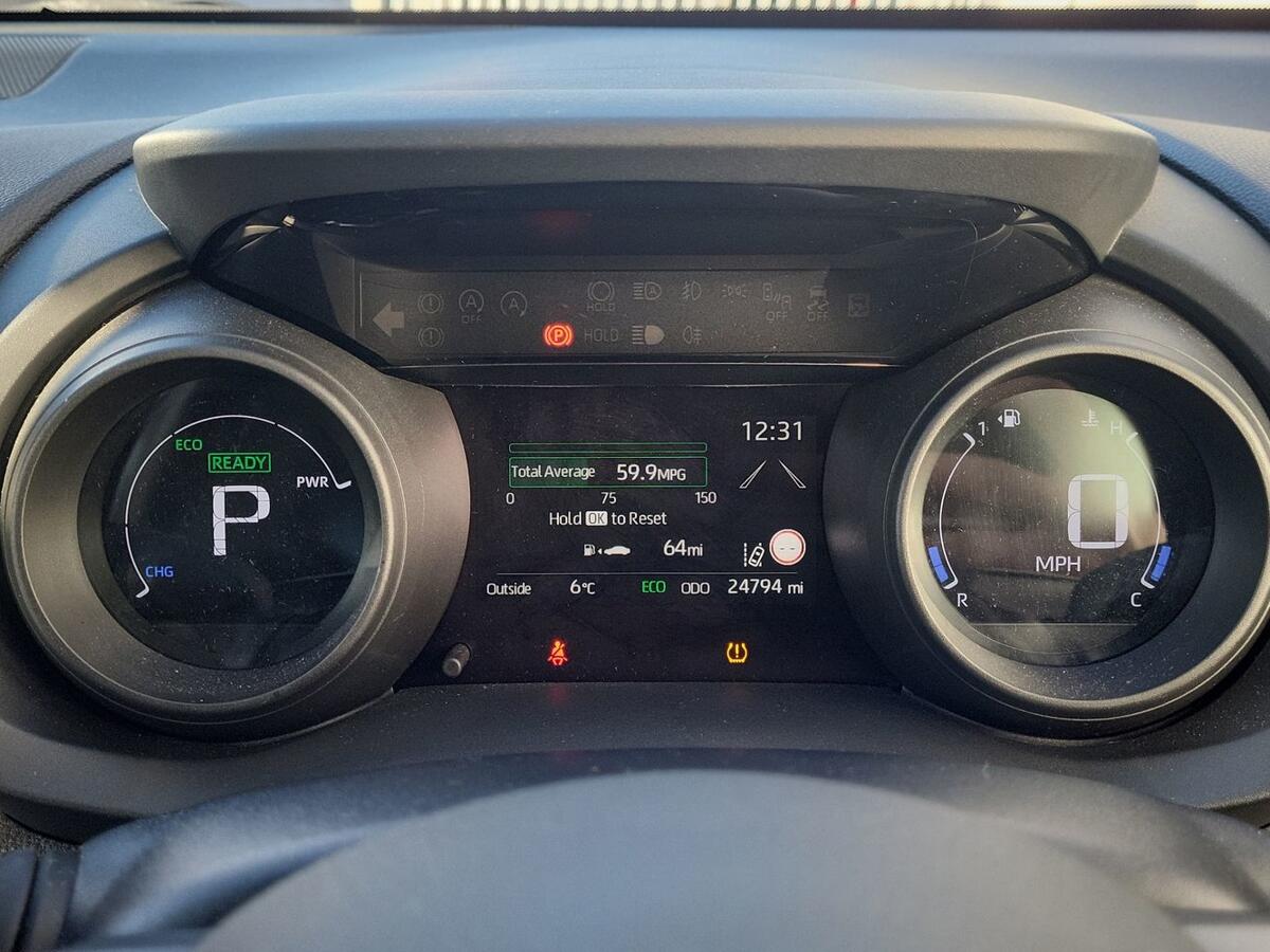 Used Toyota Yaris 2022 for sale - 76410270: Photo 13