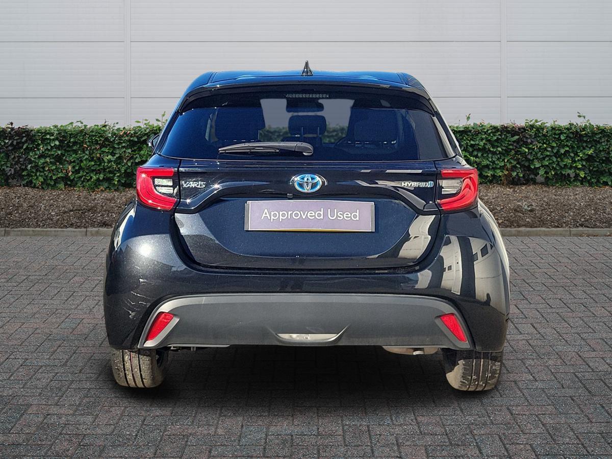 Used Toyota Yaris 2022 for sale - 76410270: Photo 4