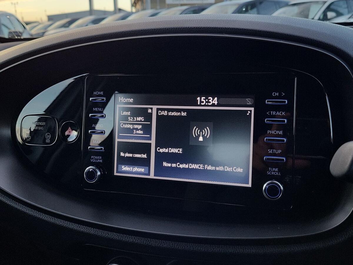 Used Toyota Aygo X 2023 for sale - 76703540: Photo 11