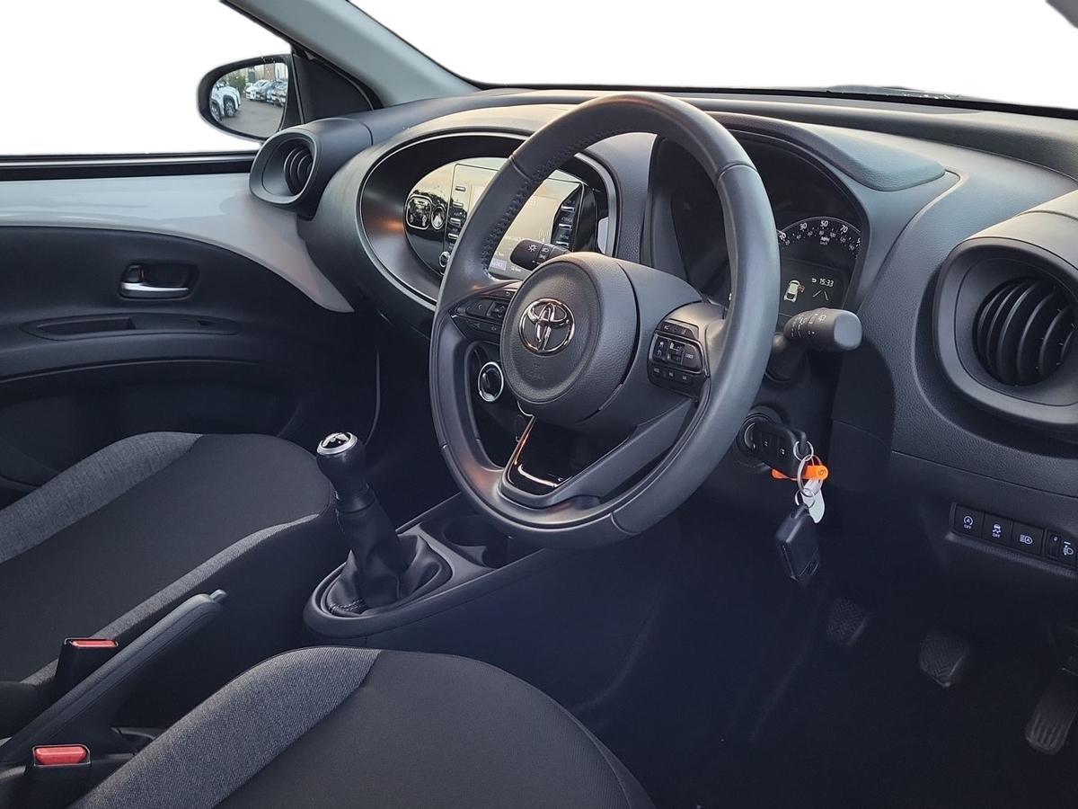 Used Toyota Aygo X 2023 for sale - 76703540: Photo 12