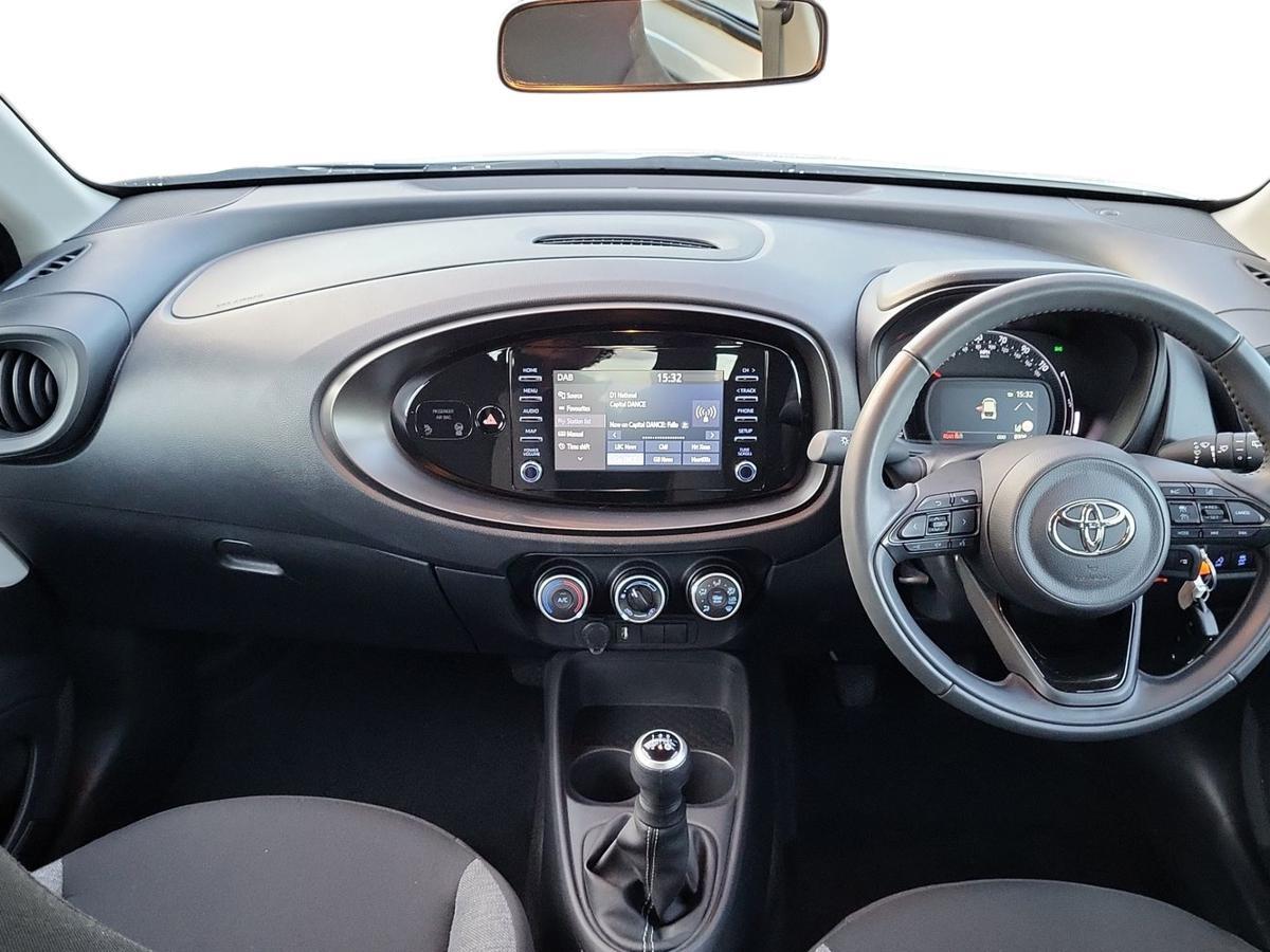 Used Toyota Aygo X 2023 for sale - 76703540: Photo 8