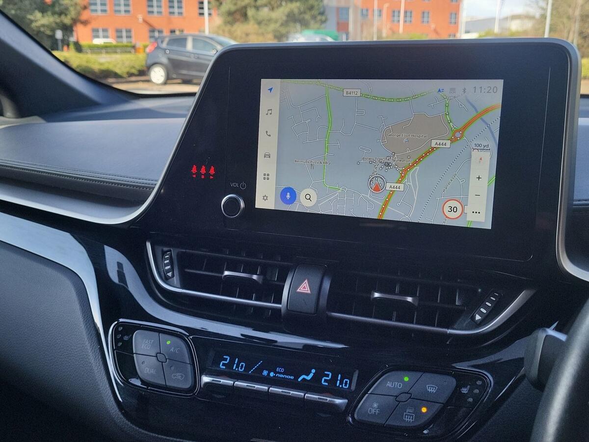 Used Toyota C-HR 2023 for sale - 77427440: Photo 11