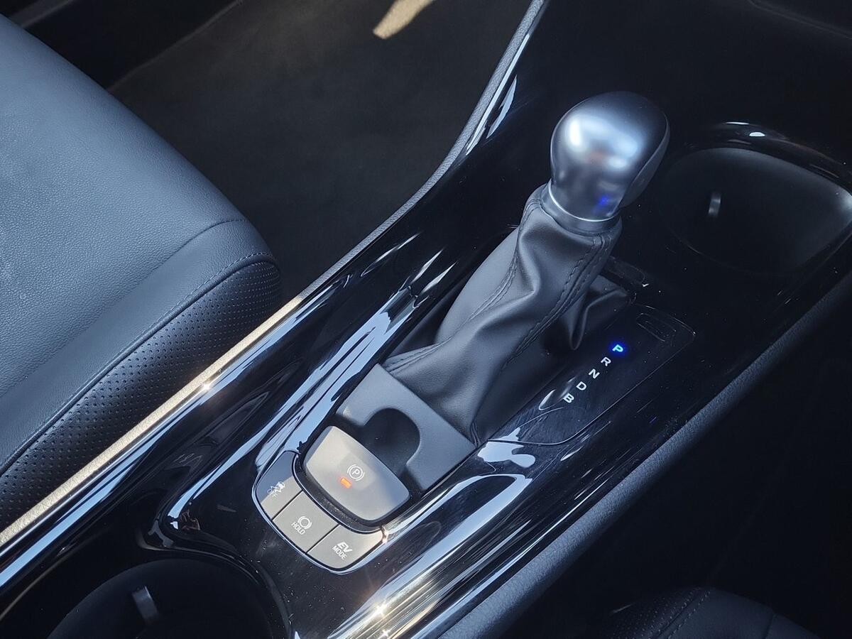 Used Toyota C-HR 2023 for sale - 77427440: Photo 13