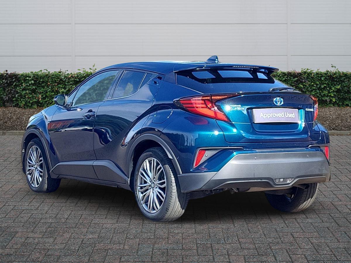 Used Toyota C-HR 2023 for sale - 77427440: Photo 2