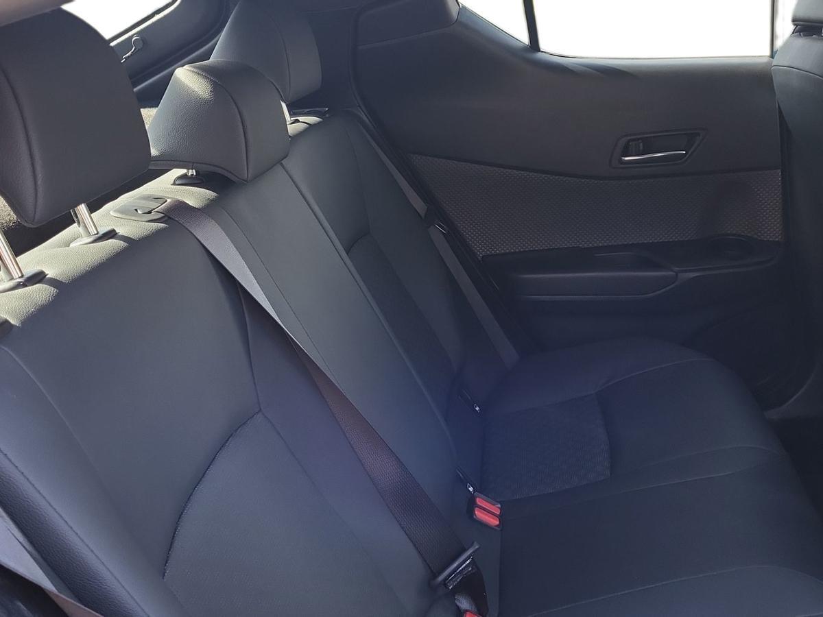Used Toyota C-HR 2023 for sale - 77427440: Photo 9
