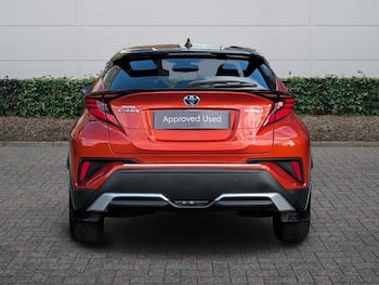 Used Toyota C-HR 2020 for sale - 79742803: Photo