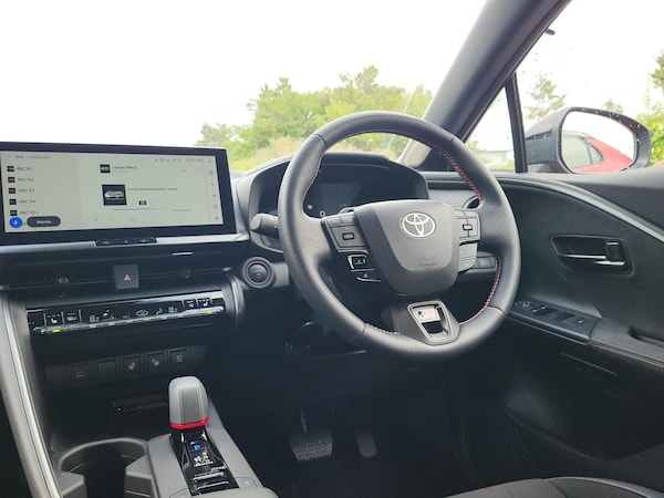 Used Toyota C-HR 2025 for sale - 75128429: Photo 8