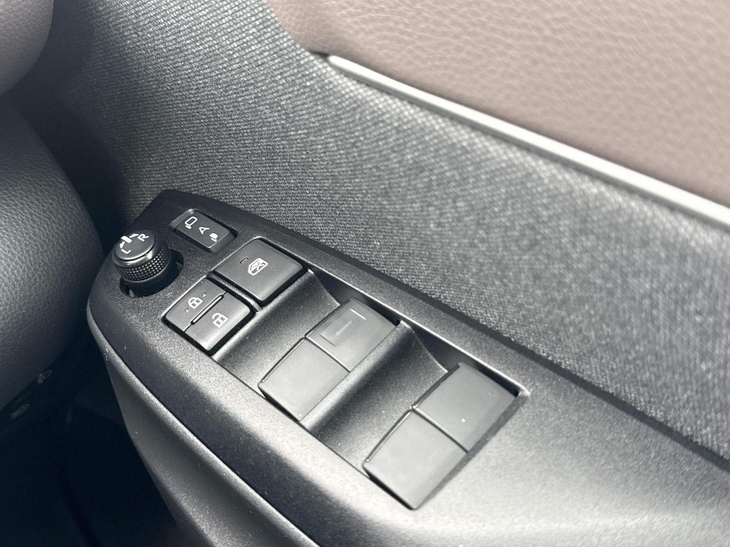 Used Toyota Yaris 2021 for sale - 75979523: Photo 21