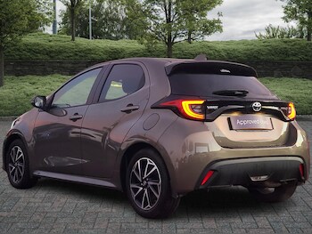 Used Toyota Yaris 2022 for sale - 76359745: Photo