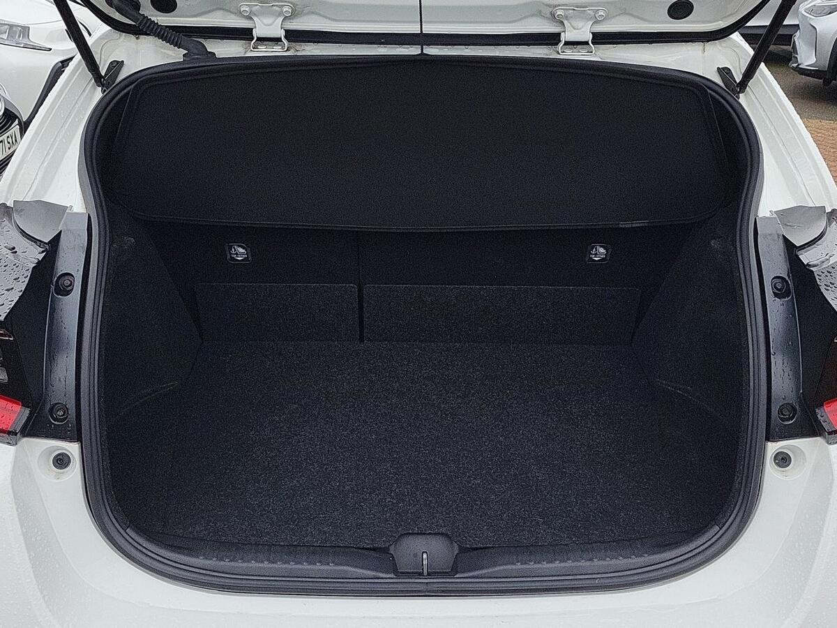 Used Toyota Yaris 2022 for sale - 77013380: Photo 10