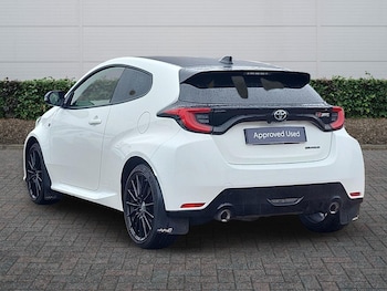 Used Toyota Yaris 2022 for sale - 77013380: Photo