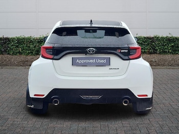 Used Toyota Yaris 2022 for sale - 77013380: Photo