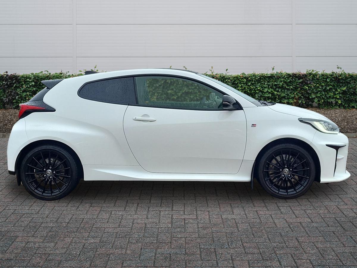 Used Toyota Yaris 2022 for sale - 77013380: Photo 5