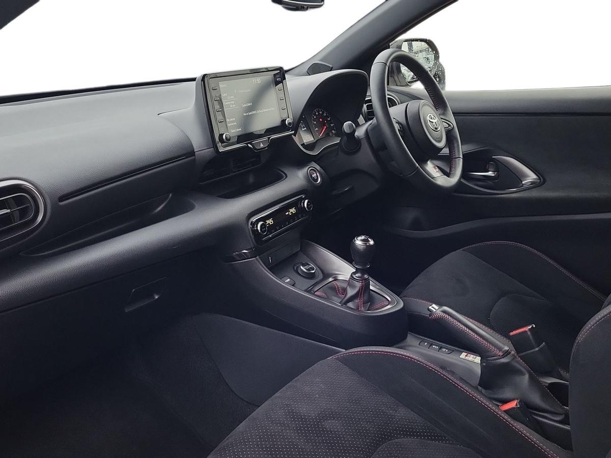 Used Toyota Yaris 2022 for sale - 77013380: Photo 7