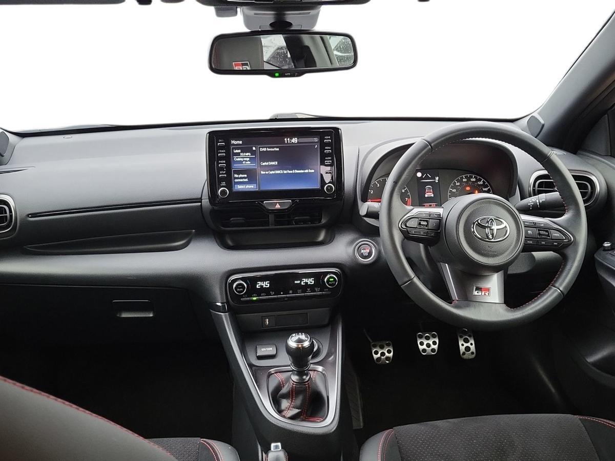 Used Toyota Yaris 2022 for sale - 77013380: Photo 8