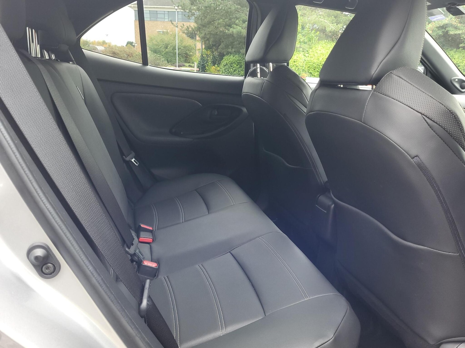 Used Toyota Yaris 2022 for sale - 76190736: Photo 13