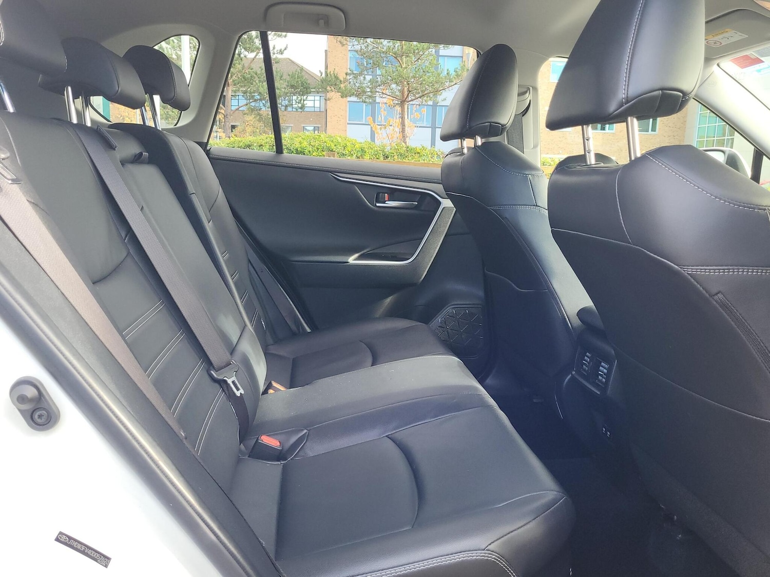 Used Toyota RAV4 2020 for sale - 76730820: Photo 13