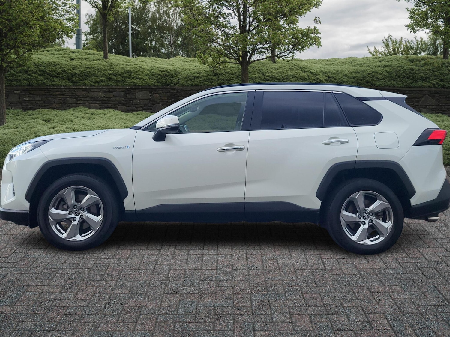 Used Toyota RAV4 2020 for sale - 76730820: Photo 17