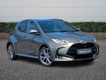 Used Toyota Yaris 2024 for sale - 78990087: Photo
