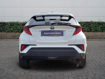 Used Toyota C-HR 2020 for sale - 76574674: Photo