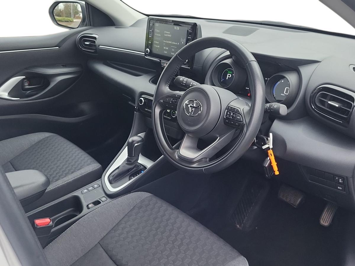 Used Toyota Yaris 2023 for sale - 77739478: Photo 12