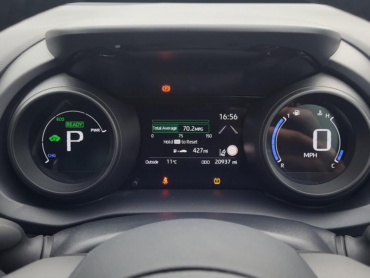 Used Toyota Yaris 2023 for sale - 77739478: Photo 14