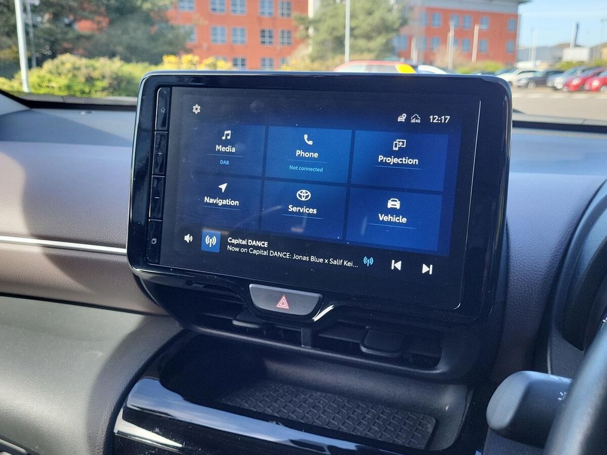 Used Toyota Yaris 2024 for sale - 77427536: Photo 11