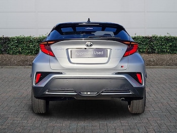 Used Toyota C-HR 2022 for sale - 76389749: Photo