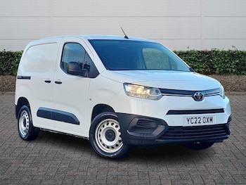 Toyota ProAce feature image