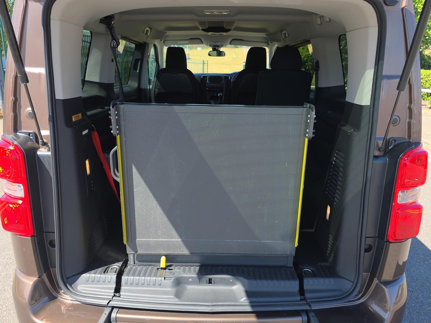 Vehicle 21