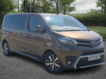 Used Toyota PROACE CITY Verso 2023 for sale - 75211398: Photo