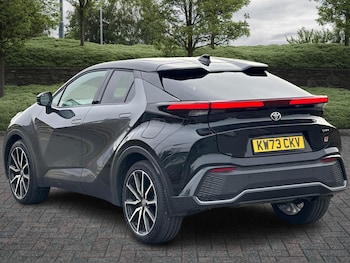 Used Toyota C-HR 2023 for sale - 75698085: Photo