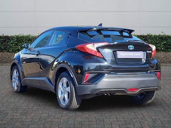 Used Toyota C-HR 2019 for sale - 77427428: Photo