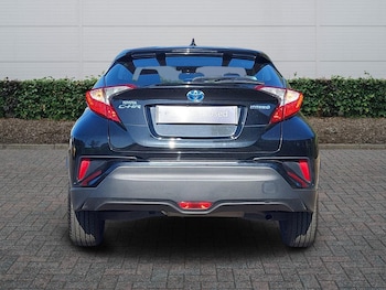Used Toyota C-HR 2019 for sale - 77427428: Photo