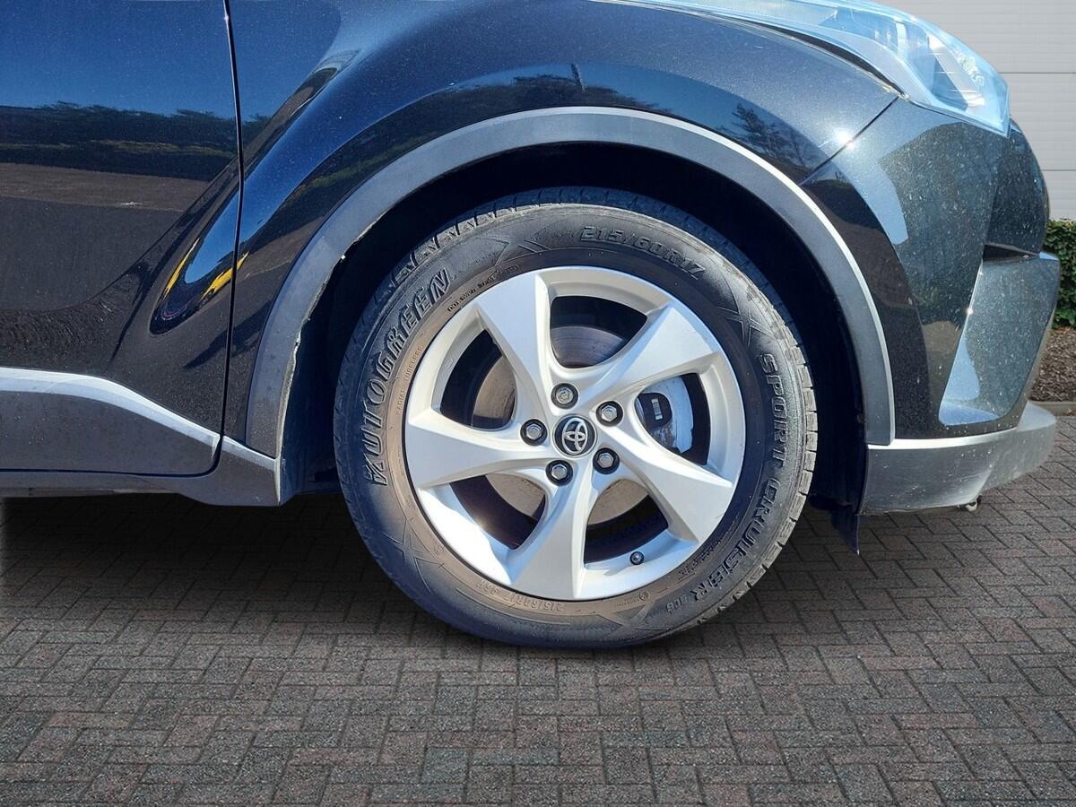 Used Toyota C-HR 2019 for sale - 77427428: Photo 6