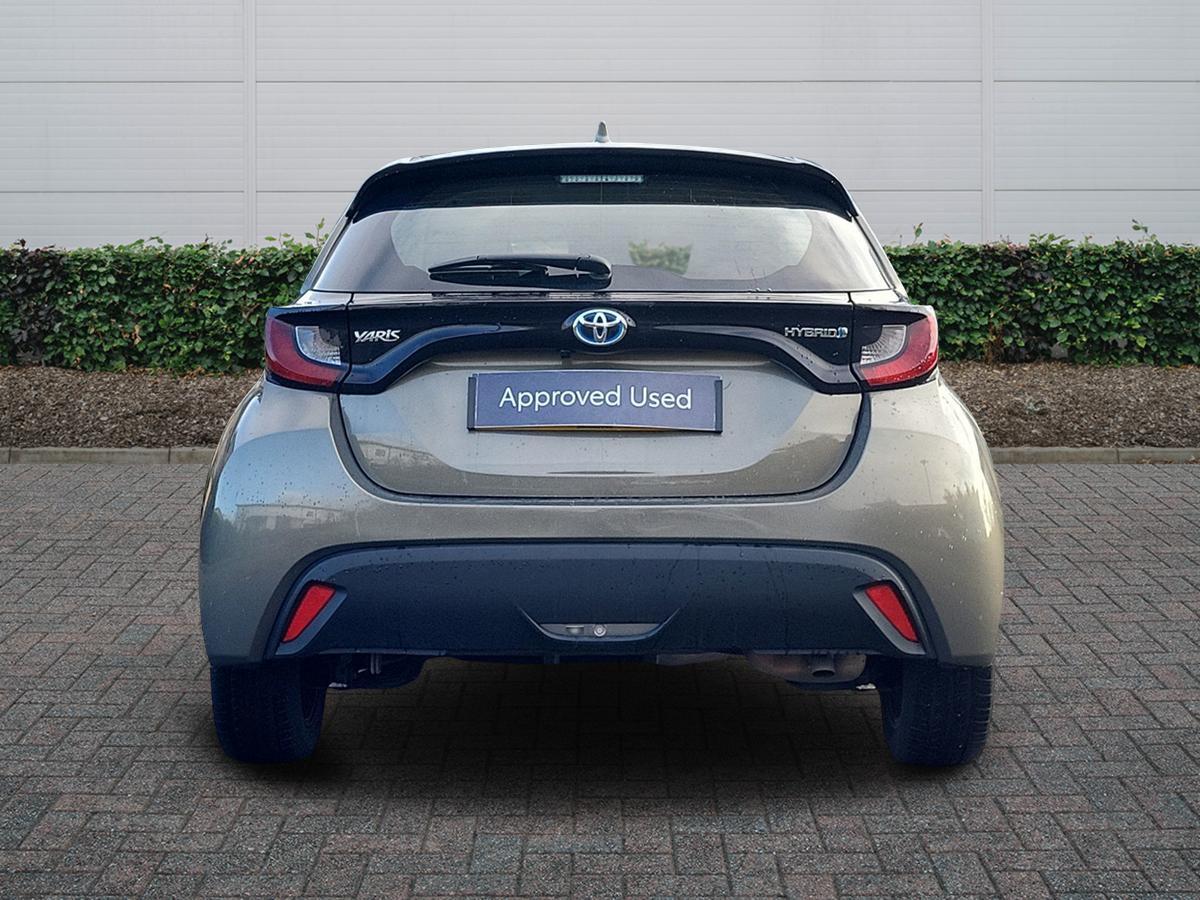 Used Toyota Yaris 2022 for sale - 77442141: Photo 4