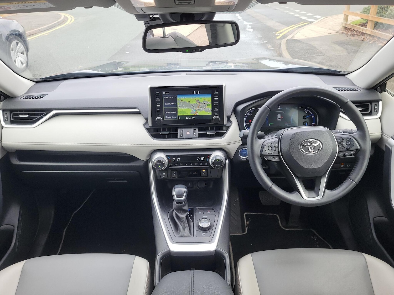Used Toyota RAV4 2022 for sale - 76350467: Photo 5