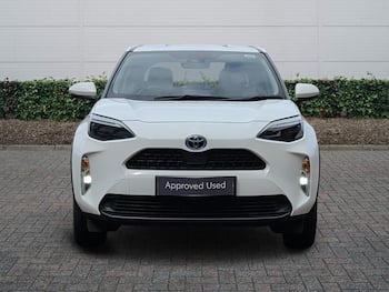 Used Toyota Yaris 2023 for sale - 79623114: Photo
