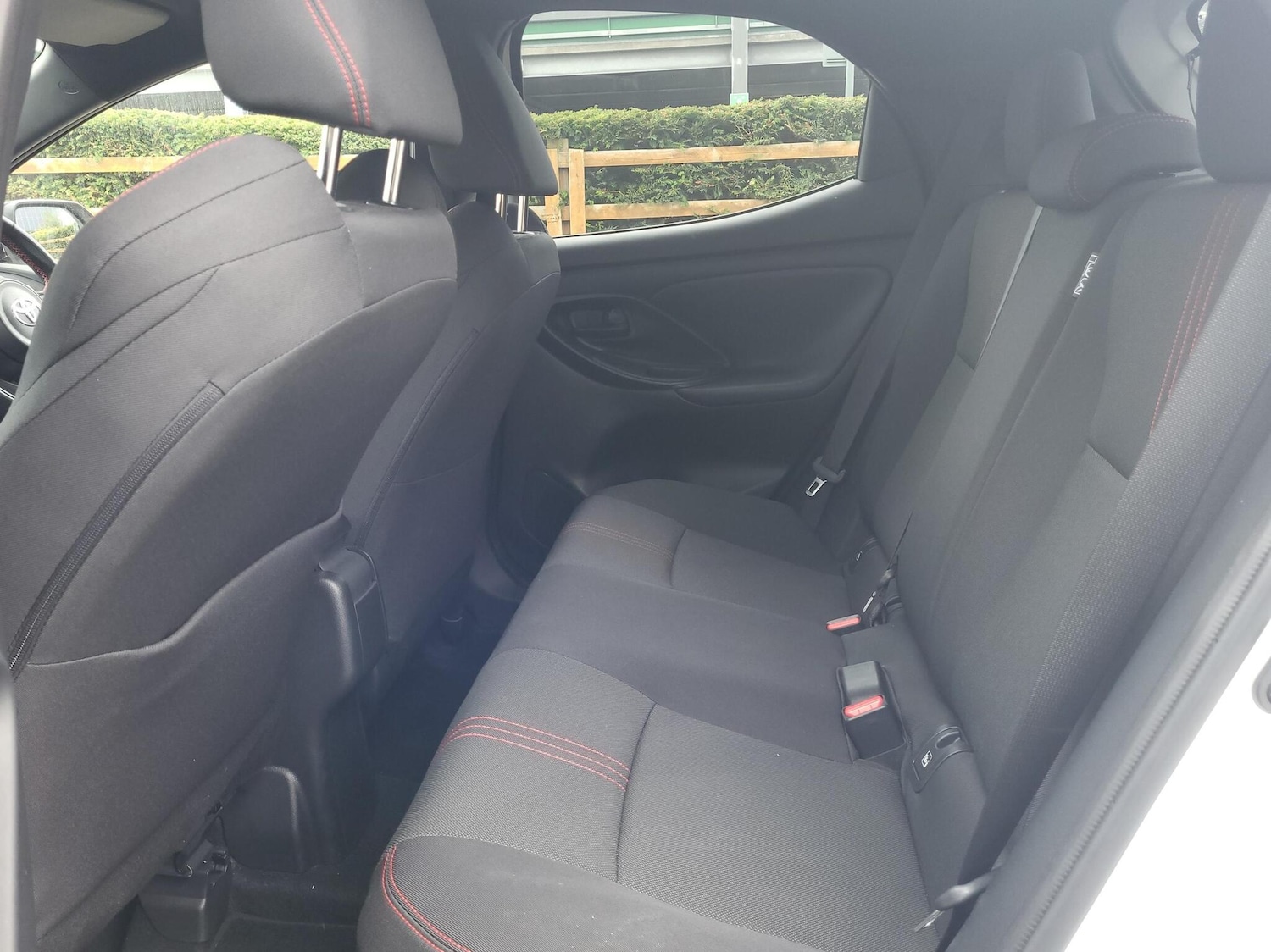 Used Toyota Yaris 2023 for sale - 76474457: Photo 12