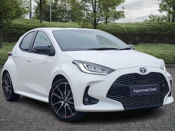 Used Toyota Yaris 2023 for sale - 76474457: Photo