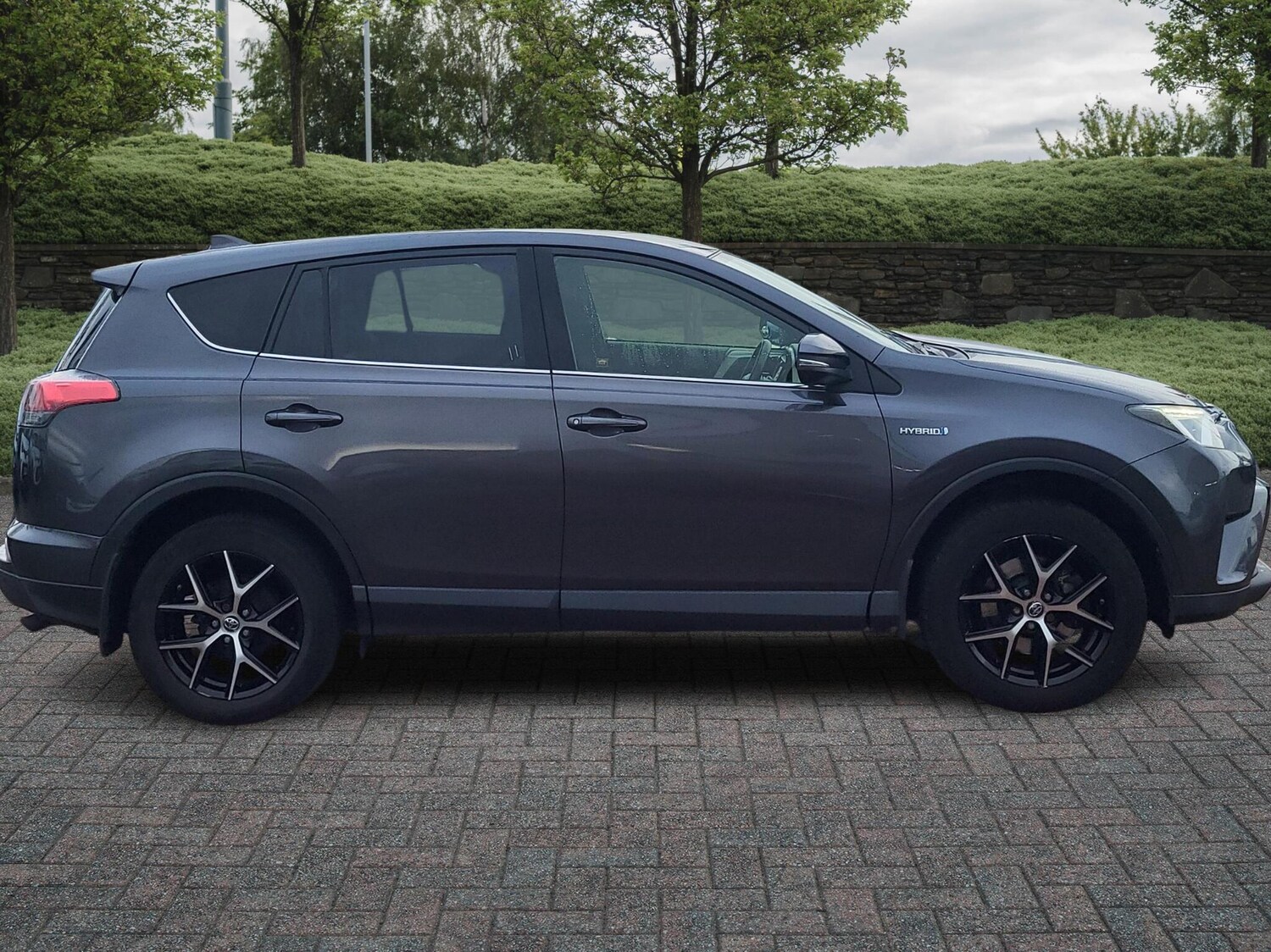 Used Toyota RAV4 2016 for sale - 76523263: Photo 16