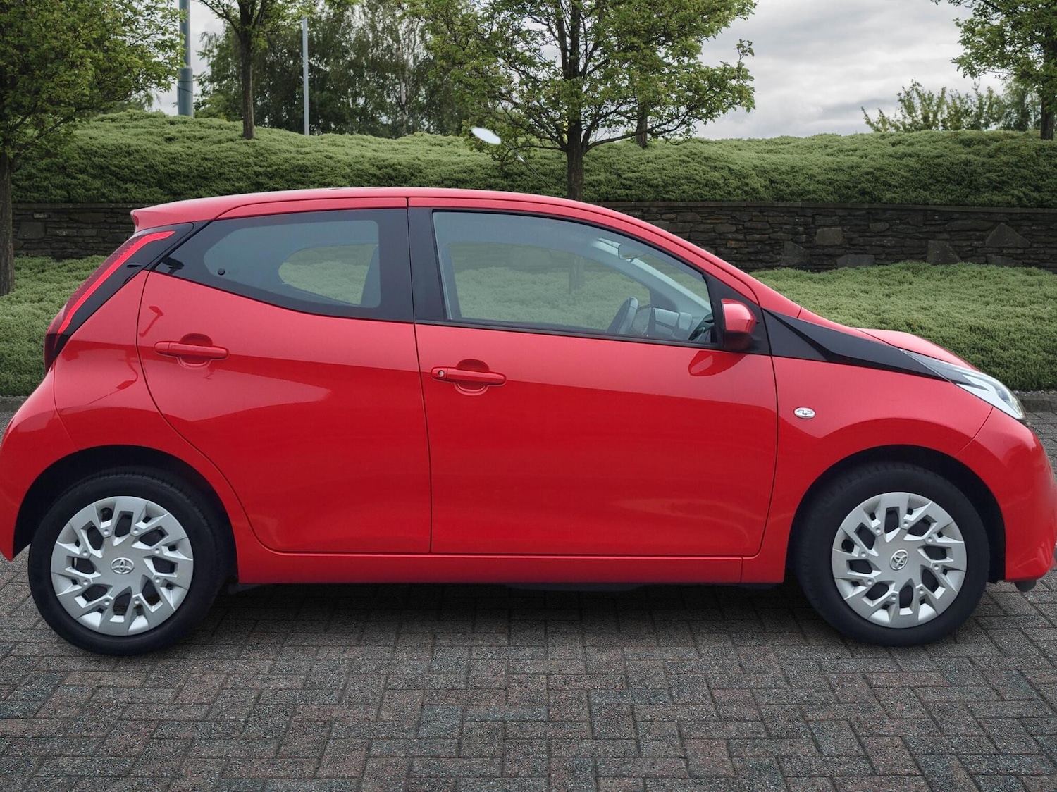 Used Toyota AYGO 2021 for sale - 76500875: Photo 16