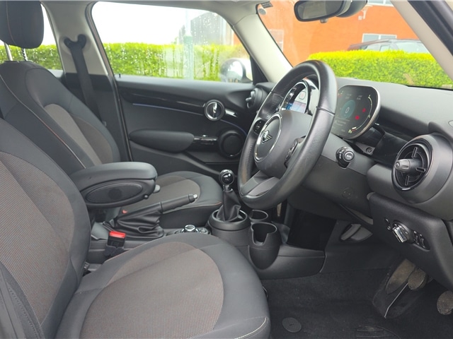 Used MINI Hatch 2021 for sale - 76190639: Photo 11