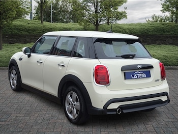 Used MINI Hatch 2021 for sale - 76190639: Photo