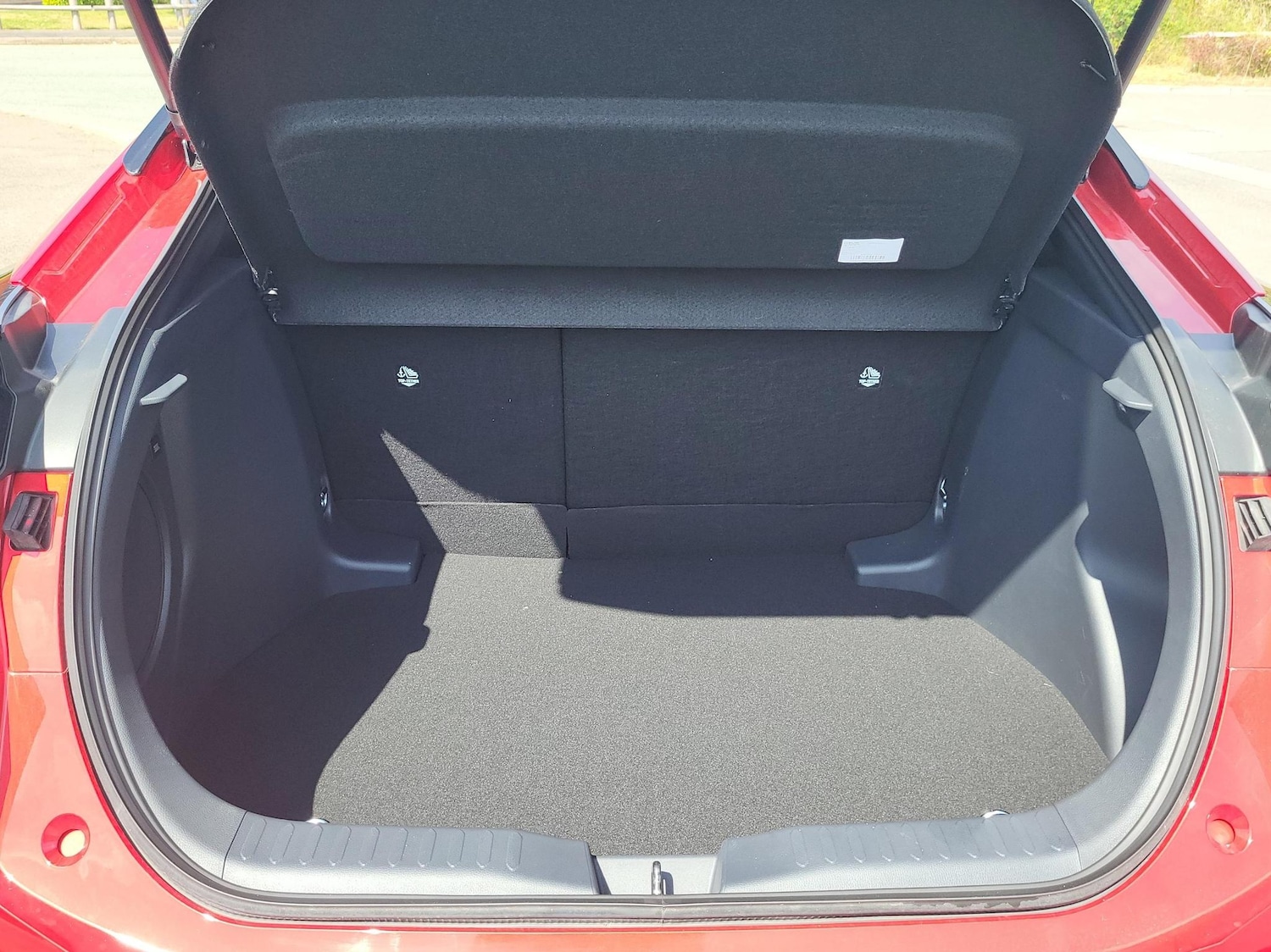 Used Toyota C-HR 2025 for sale - 76692761: Photo 14