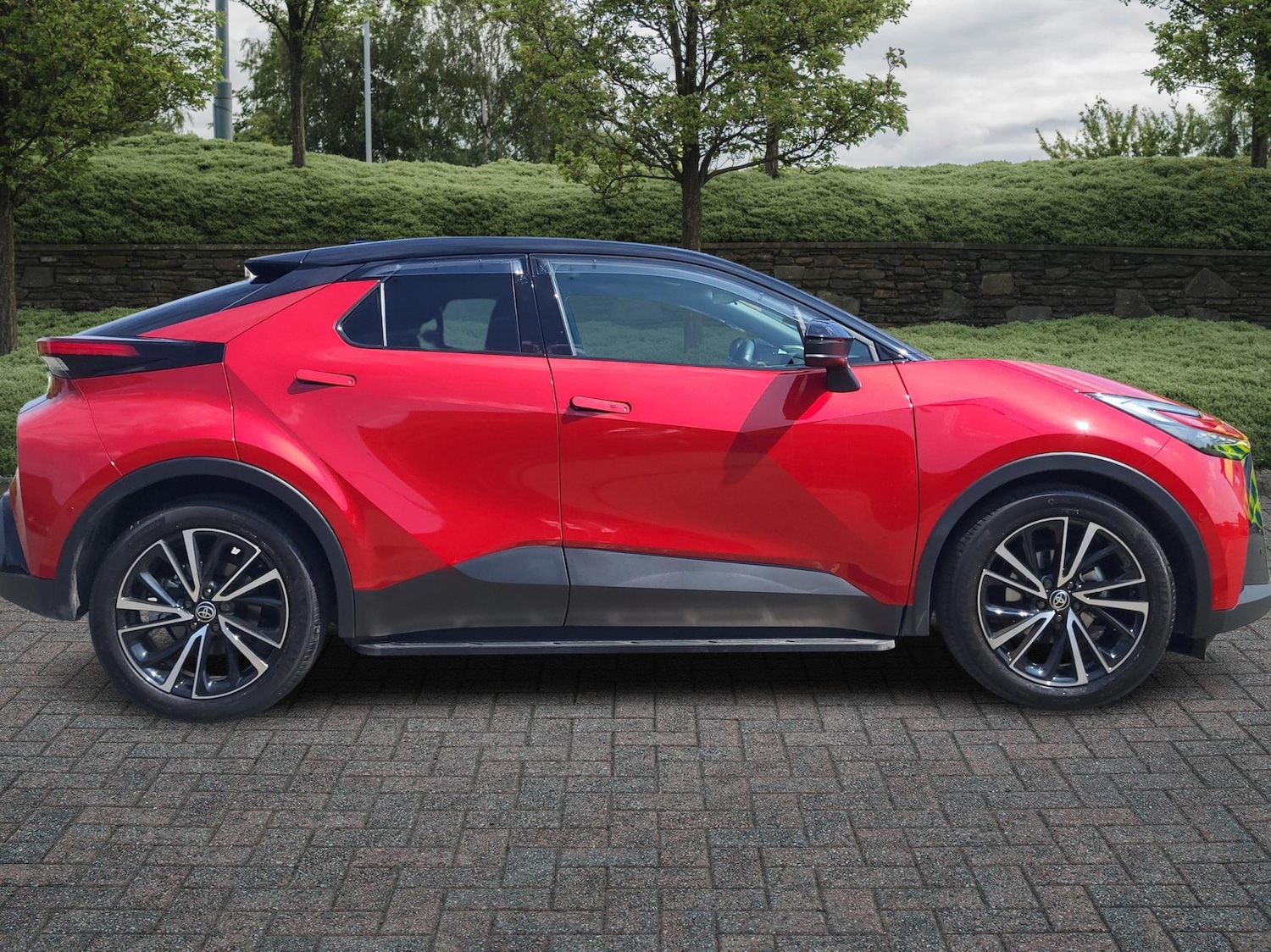 Used Toyota C-HR 2025 for sale - 76692761: Photo 16