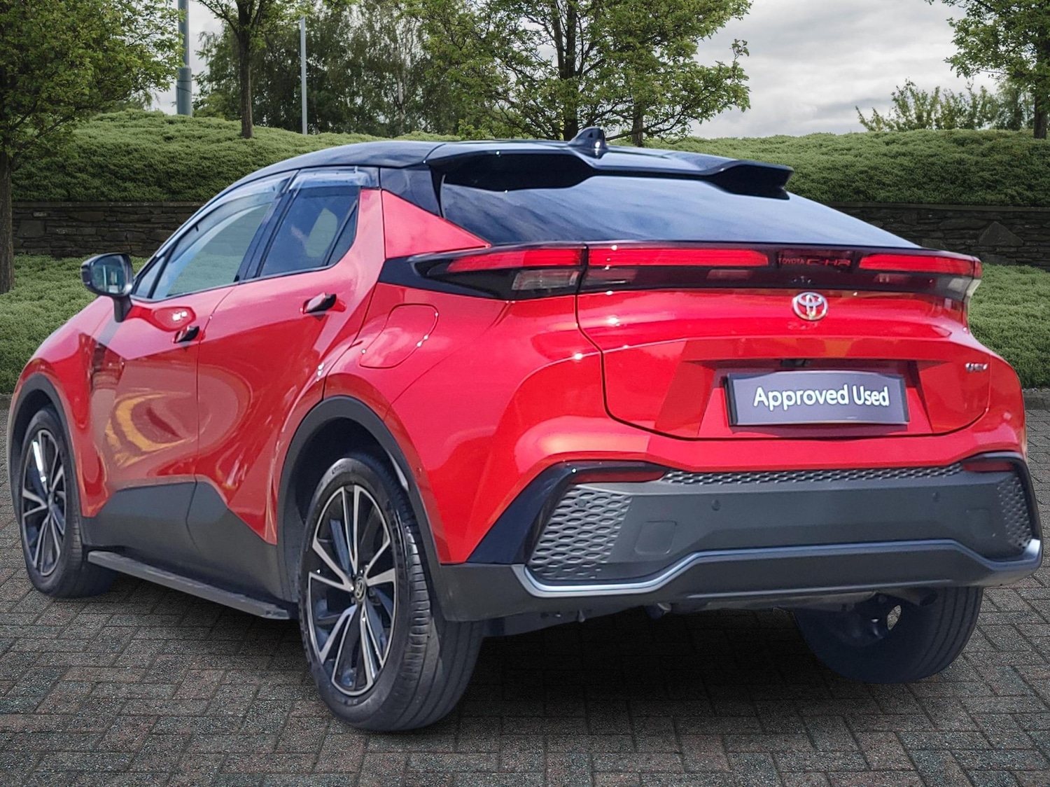 Used Toyota C-HR 2025 for sale - 76692761: Photo 4