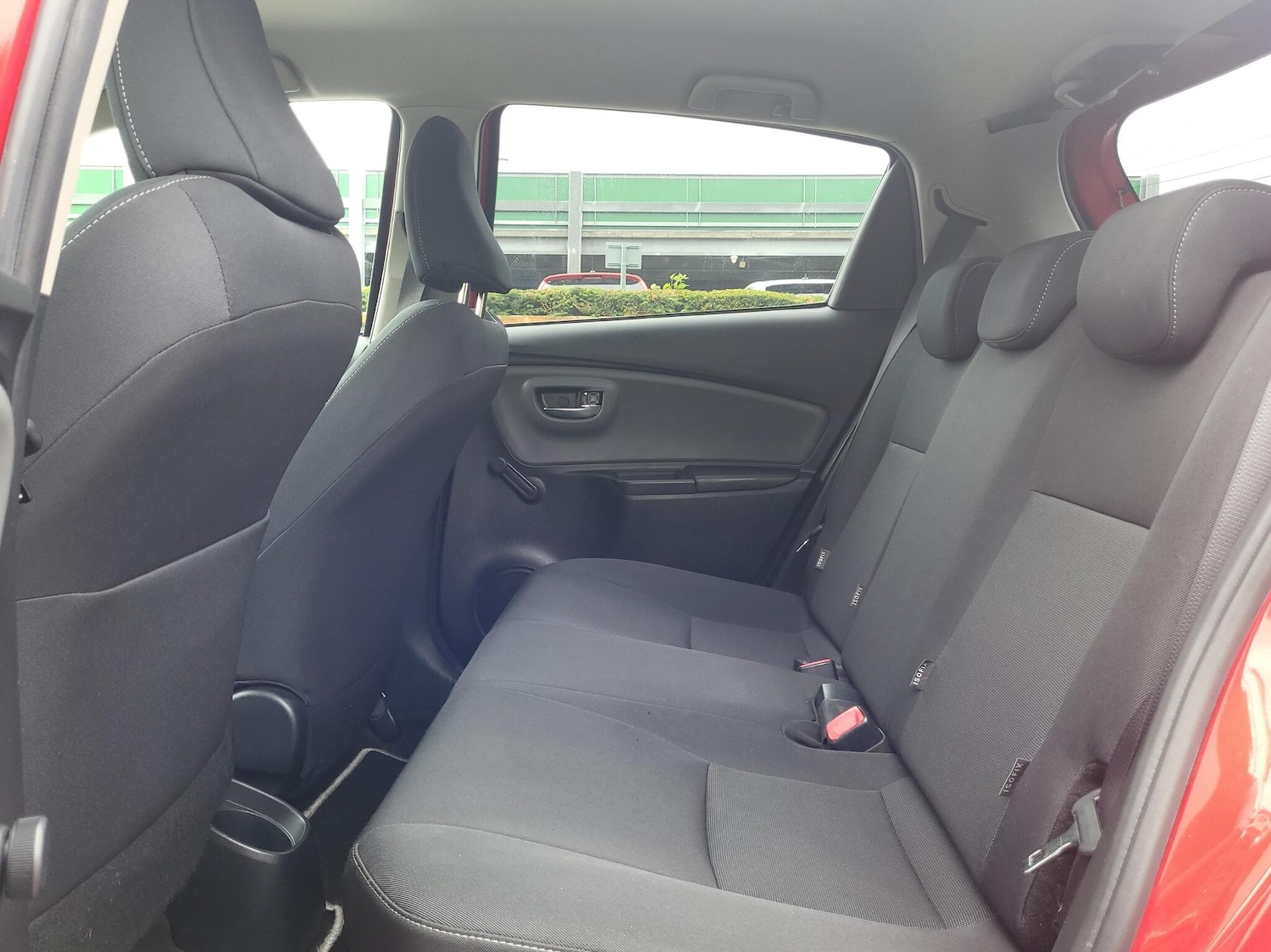 Used Toyota Yaris 2016 for sale - 76318678: Photo 12