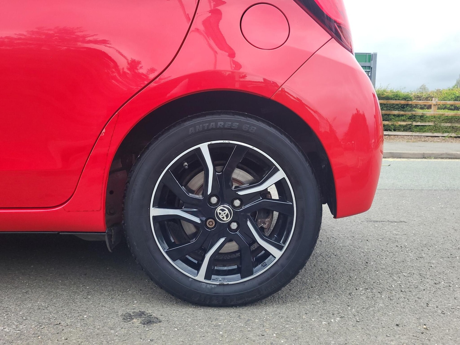 Used Toyota Yaris 2016 for sale - 76318678: Photo 18